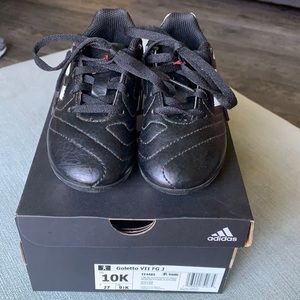 Toddler boy 10k Adidas soccer cleets